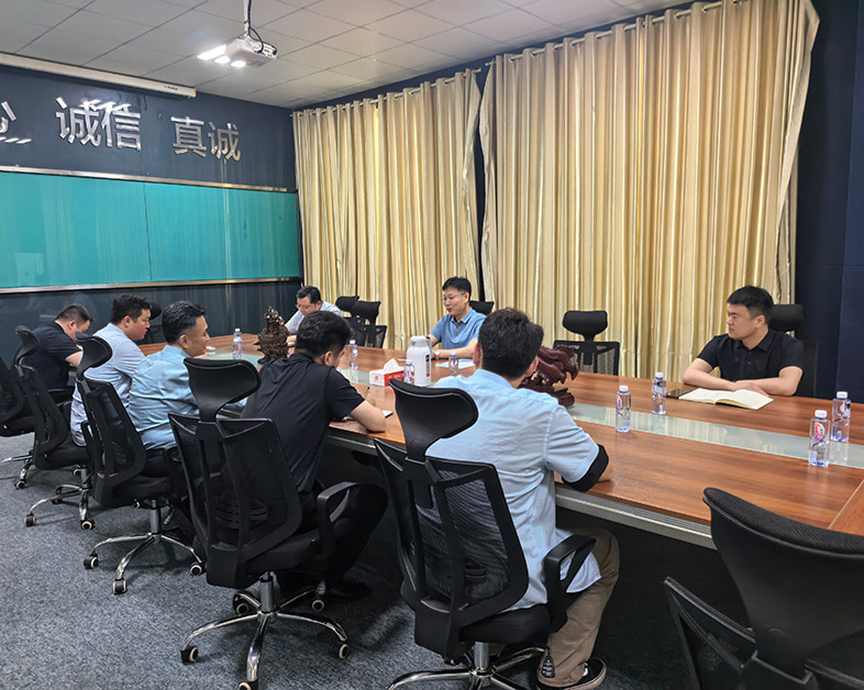 The director of the Human Resources and Social Security Bureau of Tengzhou City visited Sincere for an inspection and research